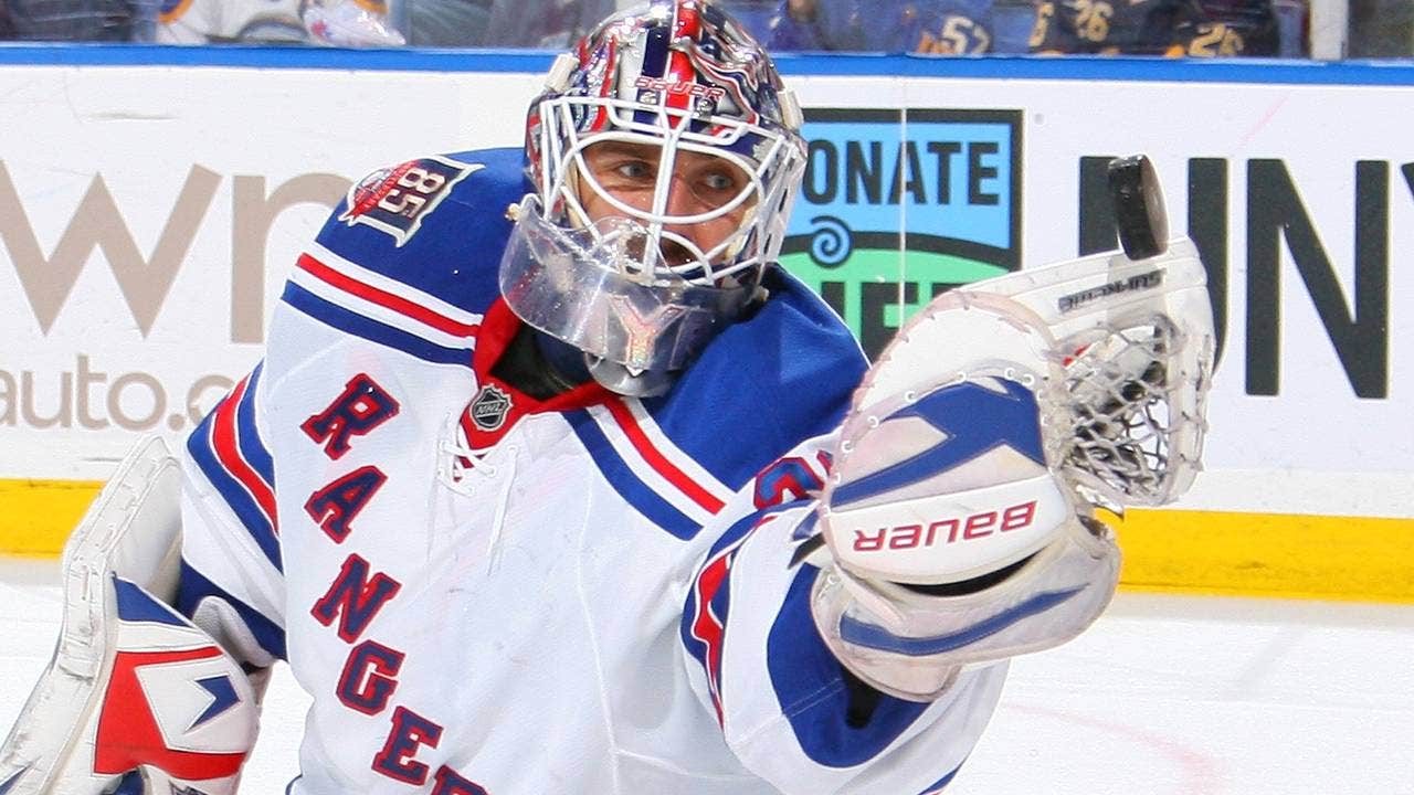Lundqvist makes 37 saves; Rangers rout Blue Jackets 5-2